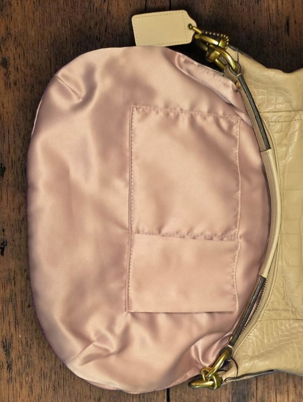 💥Coach Kristin Croc-Embossed Leather Hobo Bag - Picture 8 of 10
